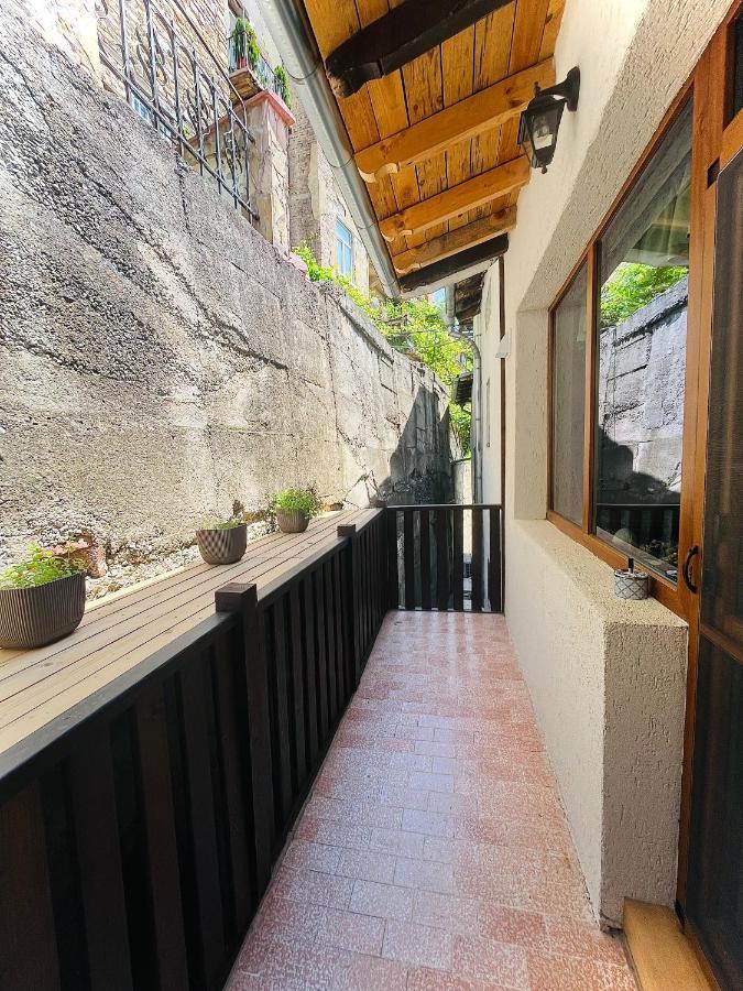 The Green Guest House Of Veliko Tarnovo-Amazing View, Top Location 외부 사진